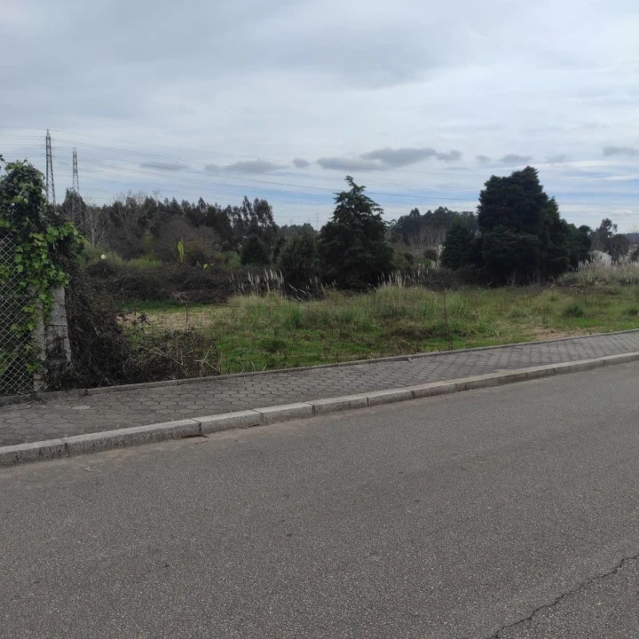 Terreno para Venda em Arcozelo Foto 8
