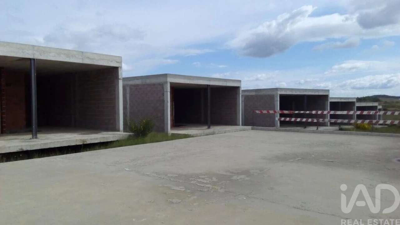 Negócio para Venda em Vila de Ala Foto 16