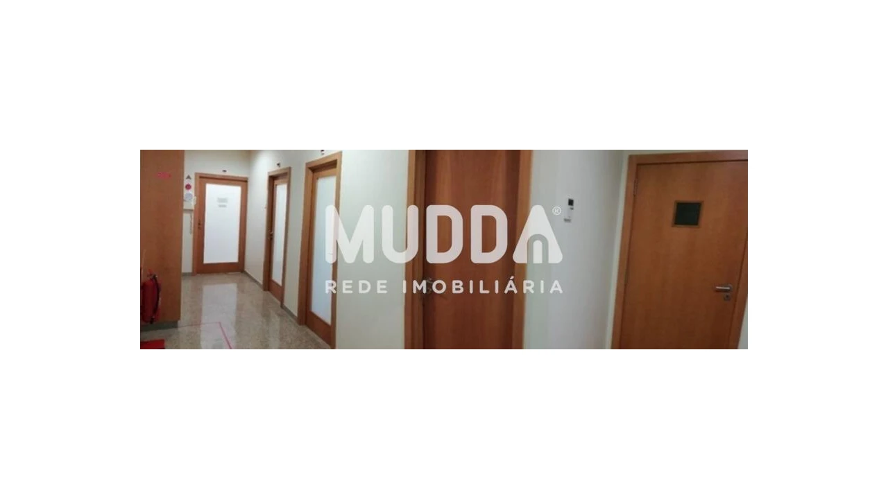 Loja para Arrendamento em Lordelo do Ouro e Massarelos Foto 5