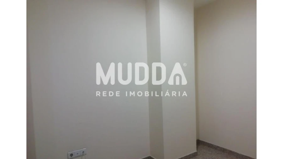 Loja para Arrendamento em Lordelo do Ouro e Massarelos Foto 7