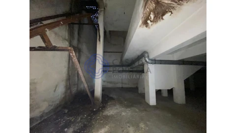 Armazém para Venda em Cedofeita, Santo Ildefonso, Sé, Miragaia, São Nicolau e Vitória