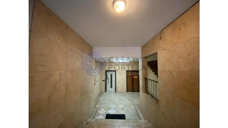 Armazém para Venda em Cedofeita, Santo Ildefonso, Sé, Miragaia, São Nicolau e Vitória Foto 5