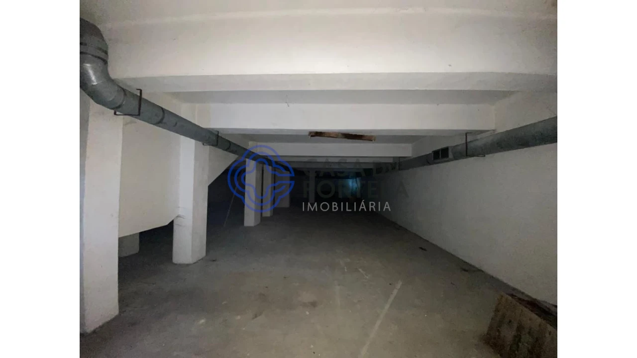 Armazém para Venda em Cedofeita, Santo Ildefonso, Sé, Miragaia, São Nicolau e Vitória Foto 11