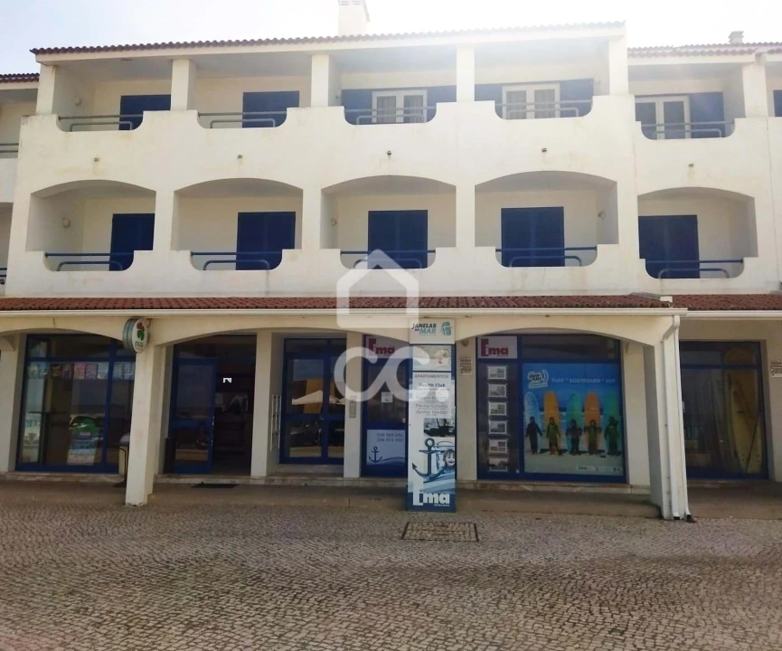 Apartamento T1 para Venda em Vieira de Leiria Foto 3