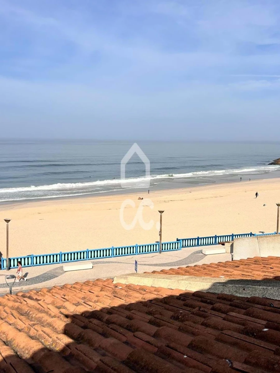 Apartamento T1 para Venda em Vieira de Leiria Foto 2