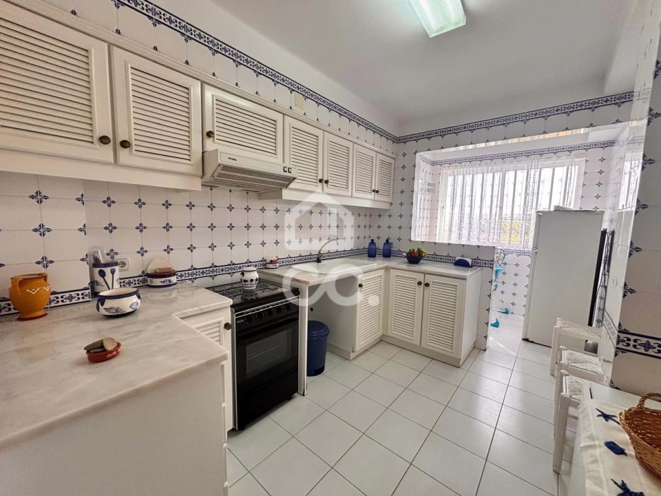 Apartamento T1 para Venda em Vieira de Leiria Foto 8