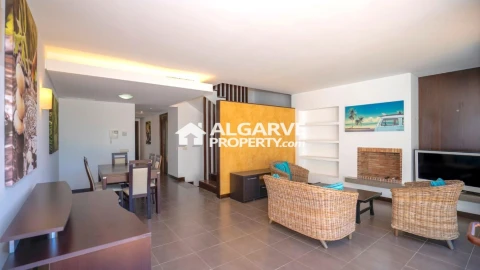 Apartamento T5 para Venda em Quarteira