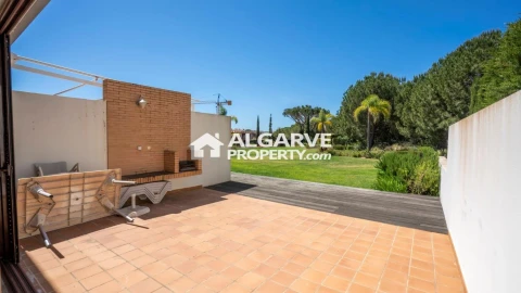 Apartamento T5 para Venda em Quarteira