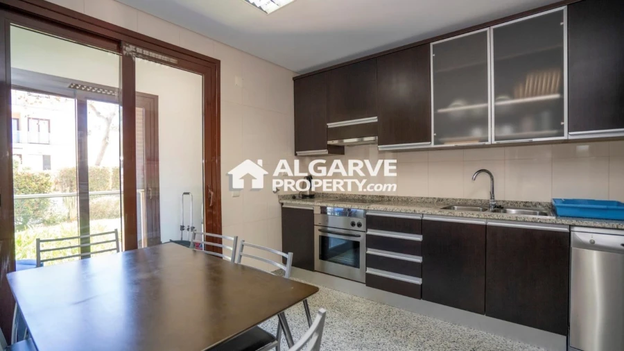 Apartamento T5 para Venda em Quarteira Foto 10