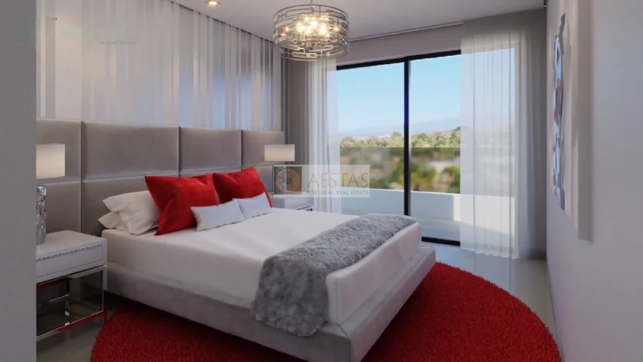 Apartamento T3 para Venda em Alvor Foto 3