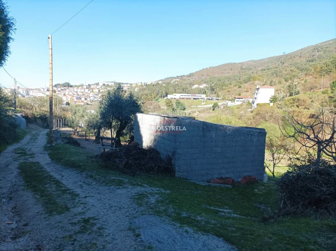 Quinta T0 para Venda em Seia, São Romão e Lapa dos Dinheiros Foto 9
