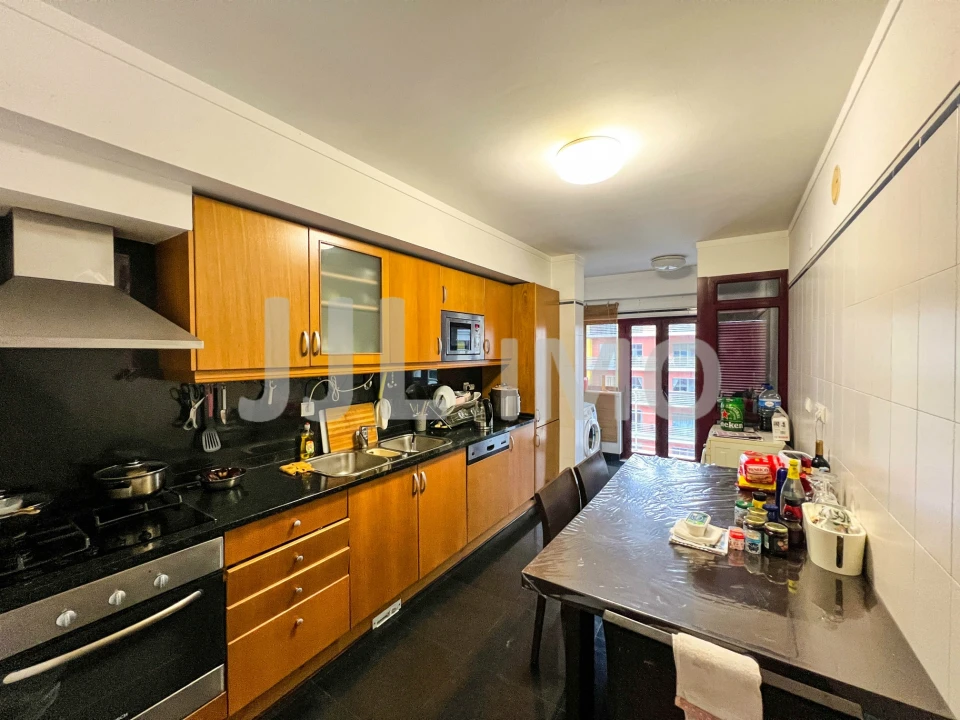 Apartamento T1 para Venda em Parque das Nações Foto 14