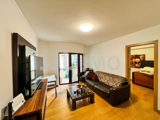 Apartamento T1 para Venda em Parque das Nações Foto 8