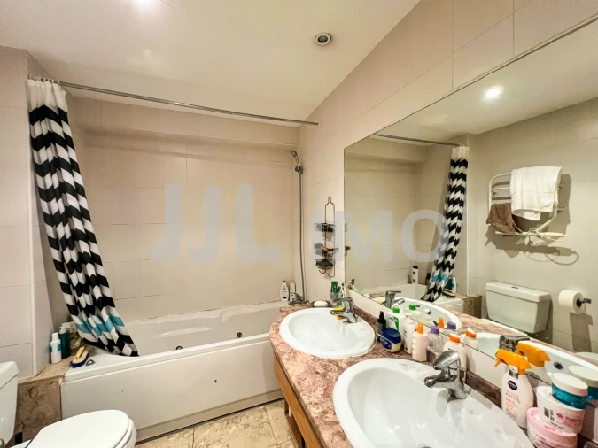 Apartamento T1 para Venda em Parque das Nações Foto 13