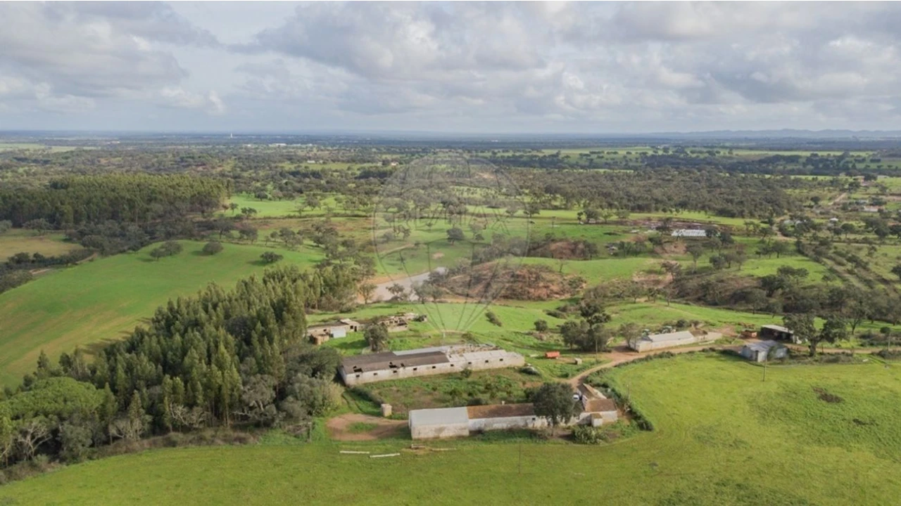 Quinta T3 para Venda em Colos Foto 21