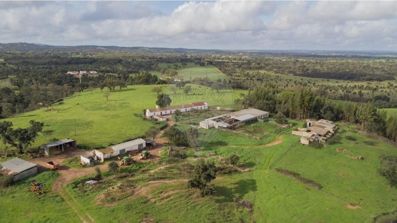 Quinta T3 para Venda em Colos Foto 14