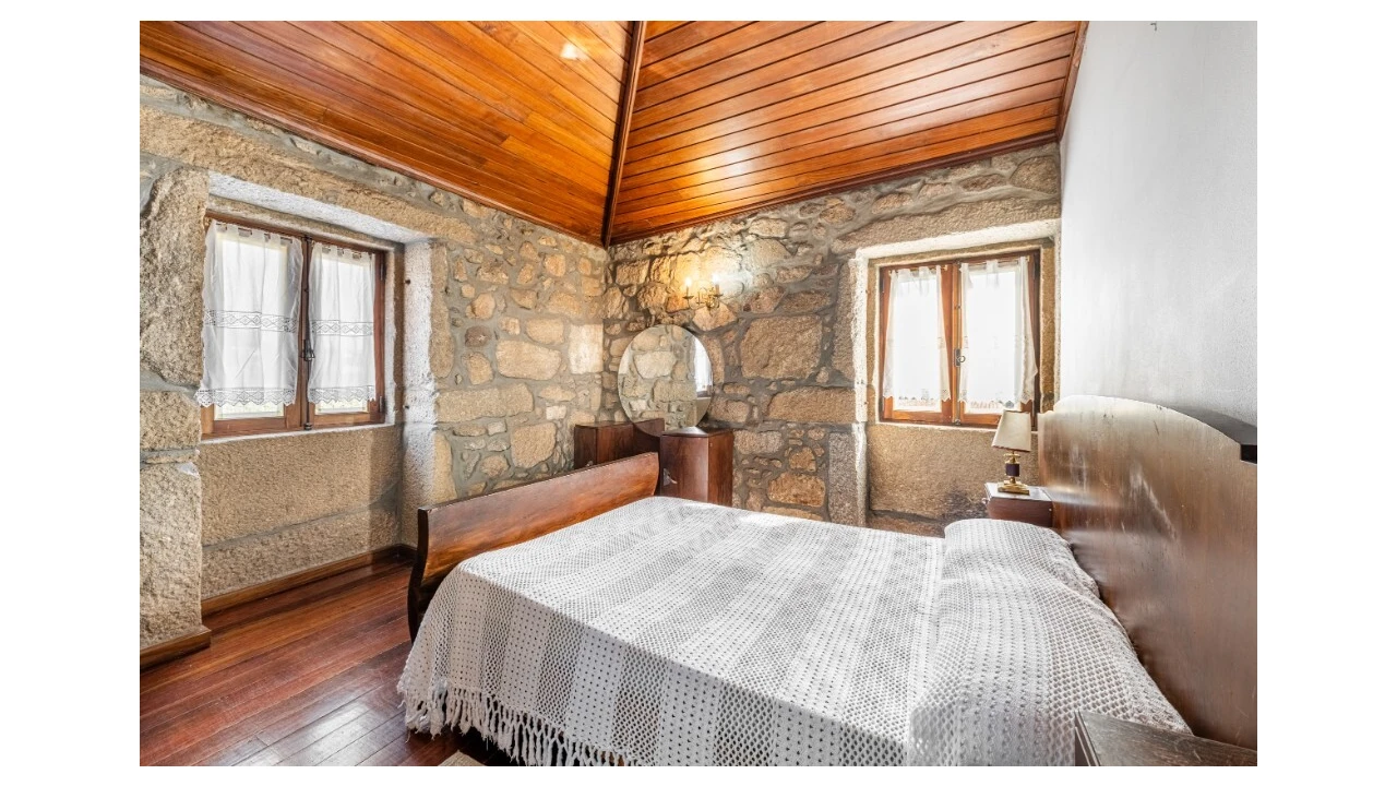 Quinta T5 para Venda em Rendufe Foto 16