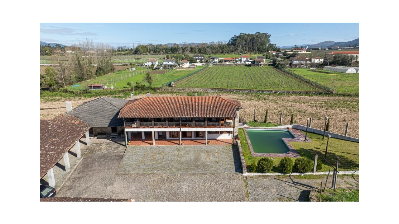 Quinta T5 para Venda em Rendufe Foto 28