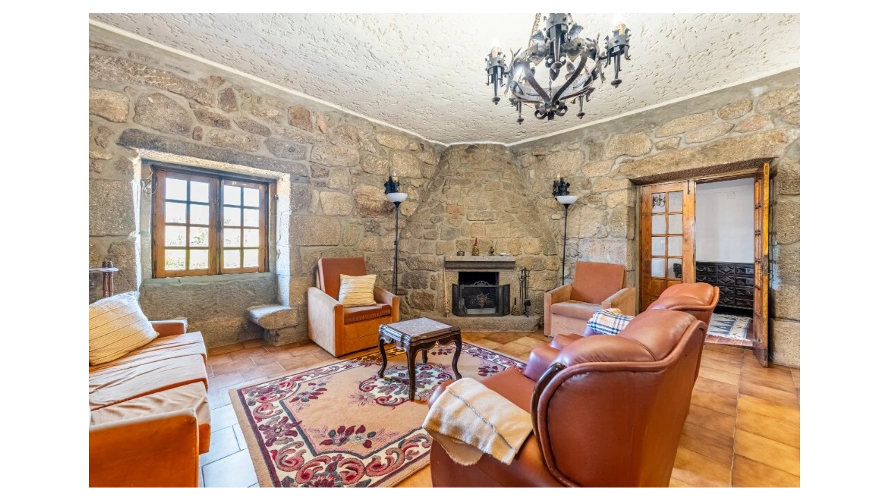 Quinta T5 para Venda em Rendufe Foto 6