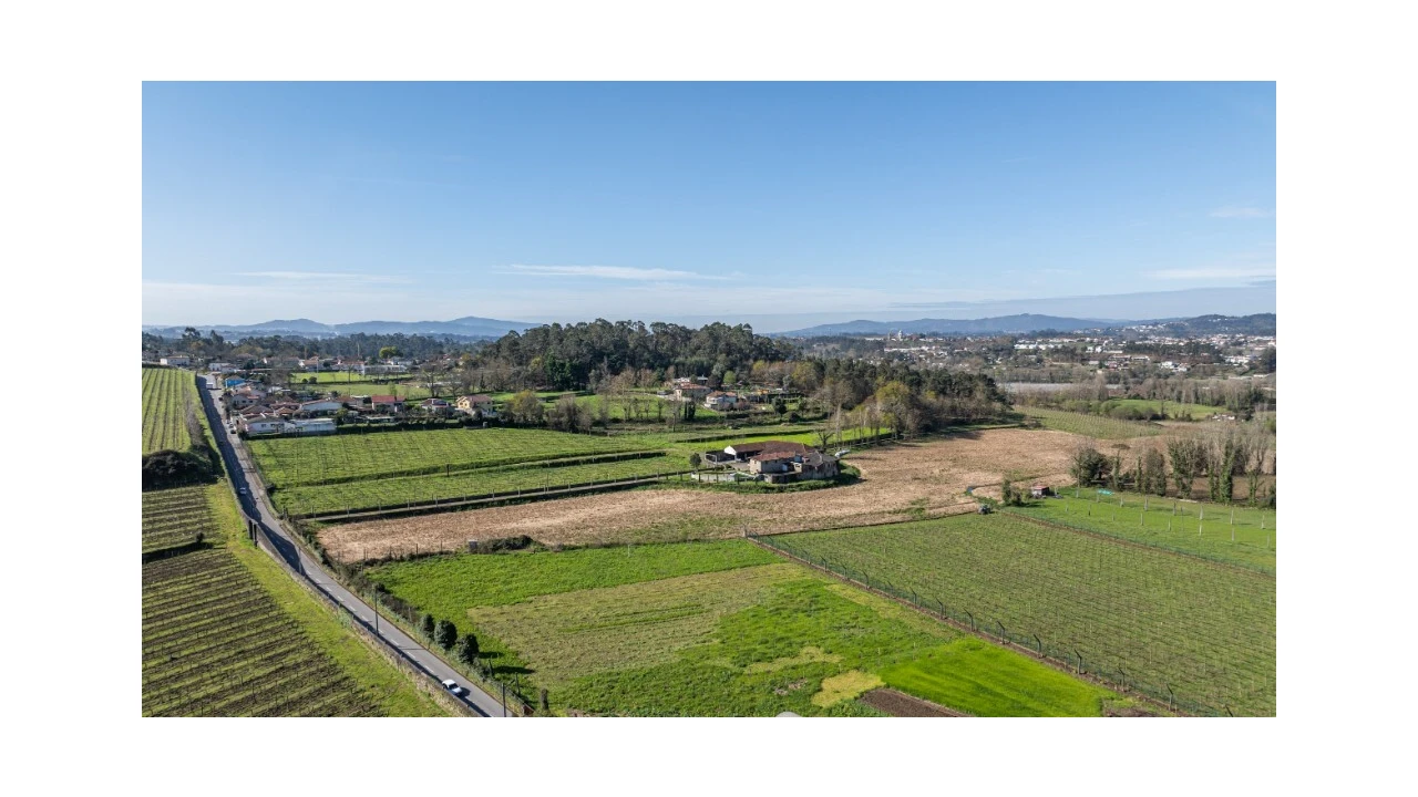 Quinta T5 para Venda em Rendufe Foto 36