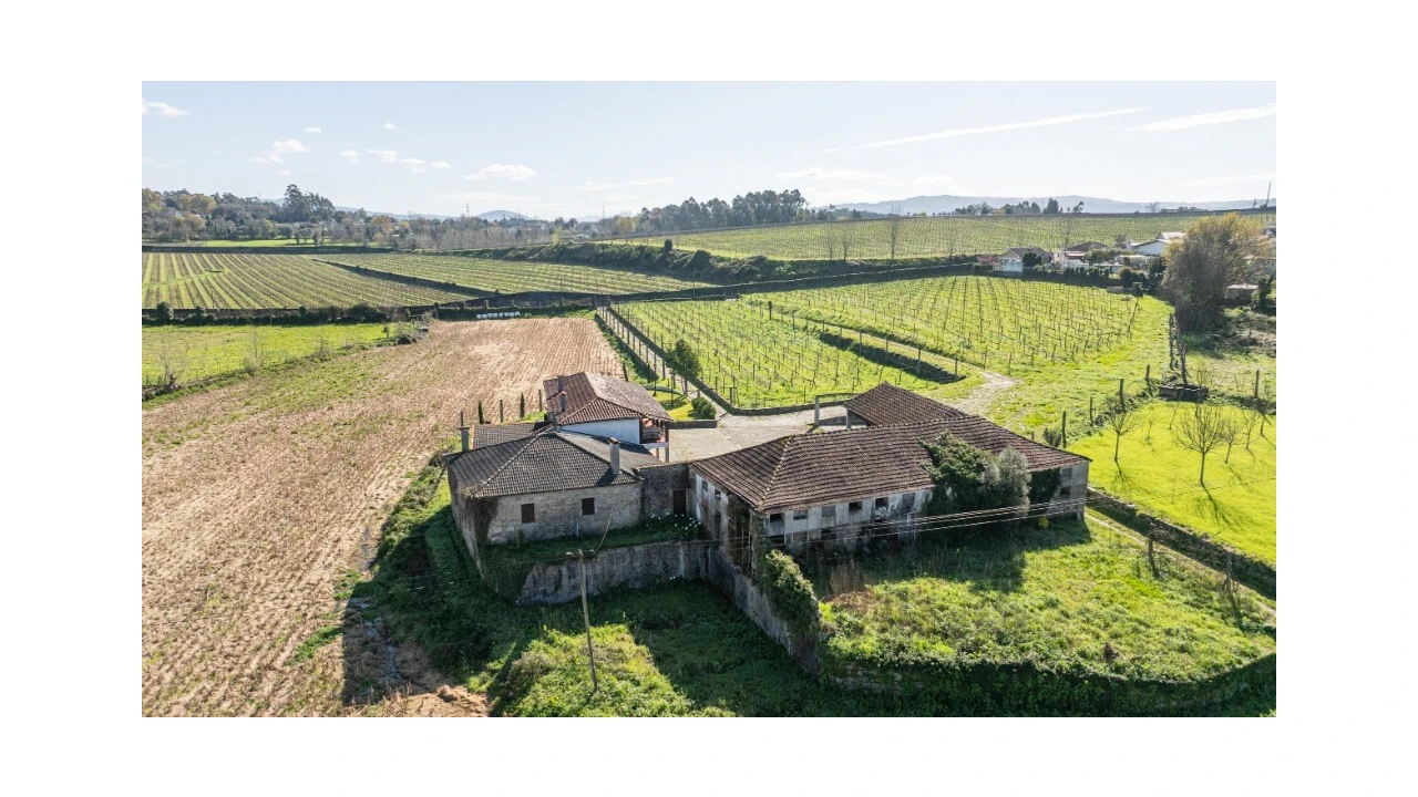 Quinta T5 para Venda em Rendufe Foto 40