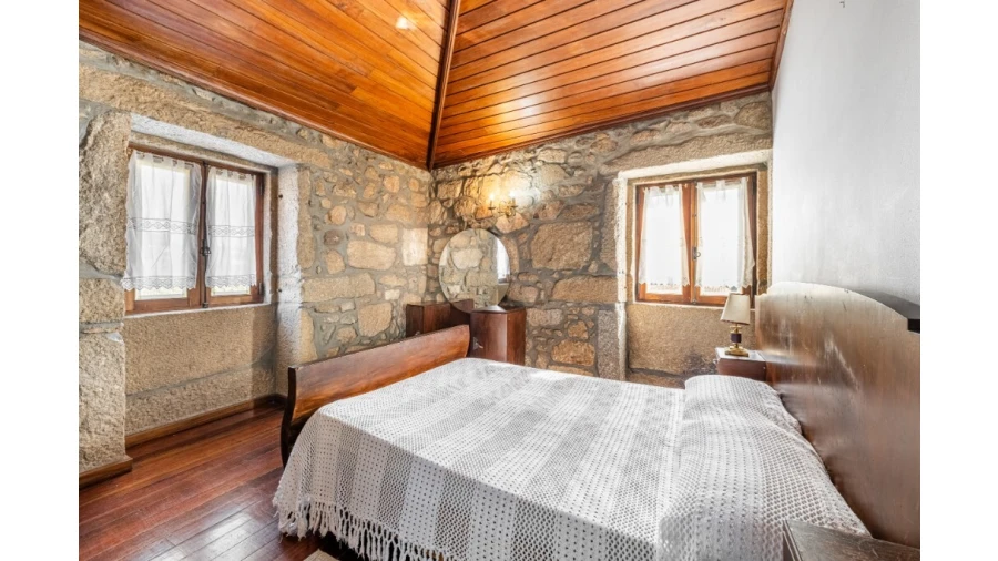 Quinta T5 para Venda em Rendufe Foto 16