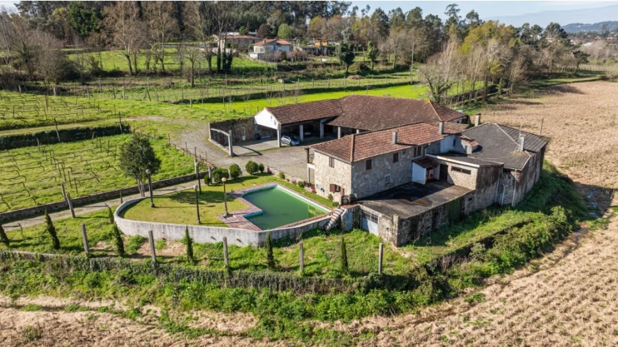 Quinta T5 para Venda em Rendufe