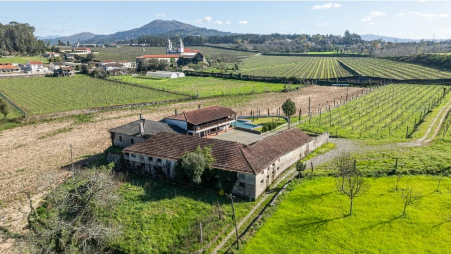 Quinta T5 para Venda em Rendufe Foto 27