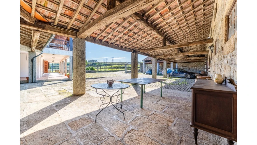 Quinta T5 para Venda em Rendufe Foto 34