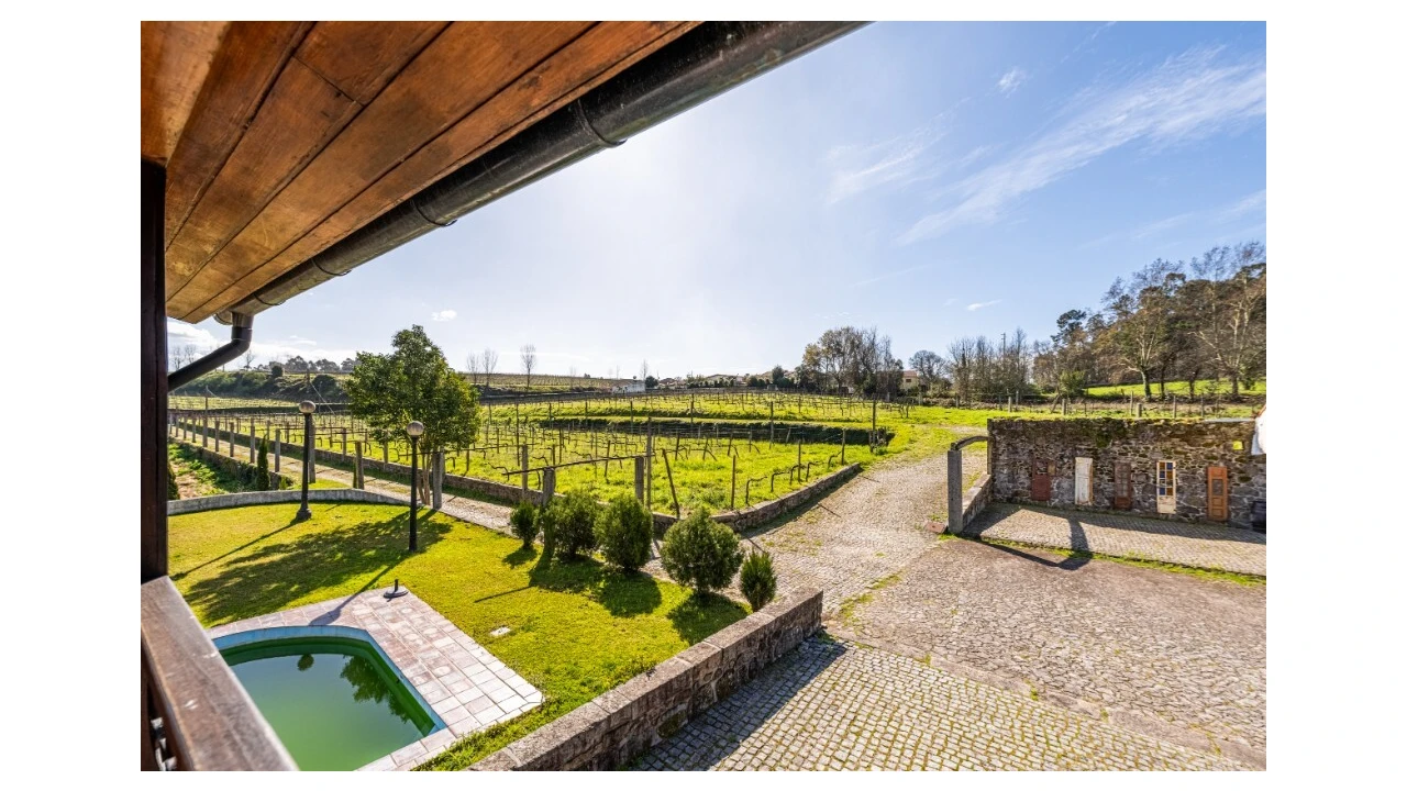 Quinta T5 para Venda em Rendufe Foto 35