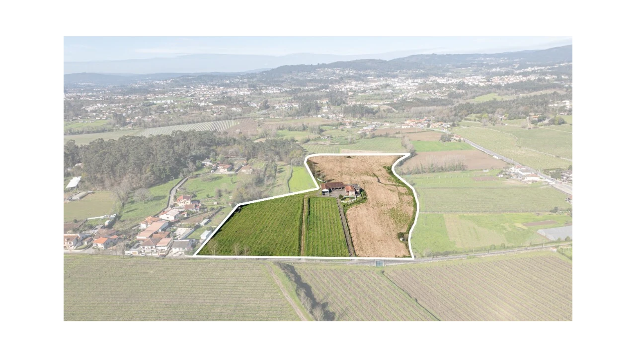 Quinta T5 para Venda em Rendufe Foto 37