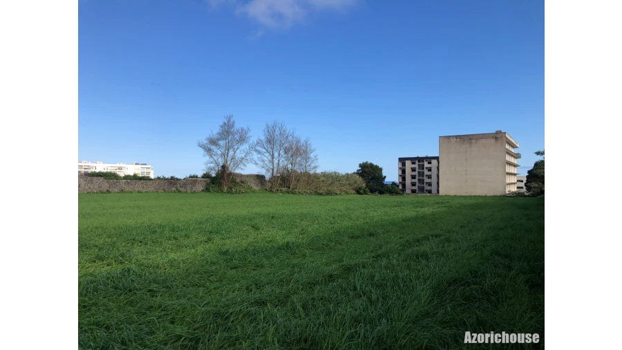 Terreno para Venda em Ponta Delgada (São José)