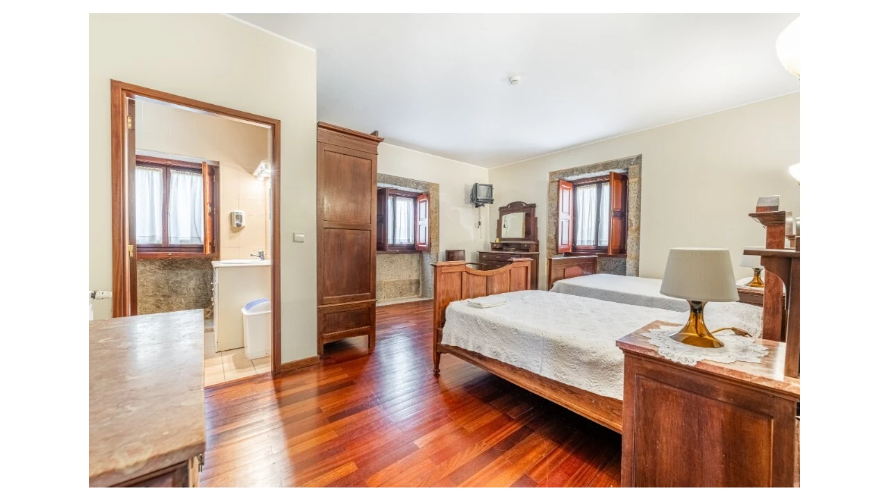 Quinta T5 para Venda em Rendufe Foto 22