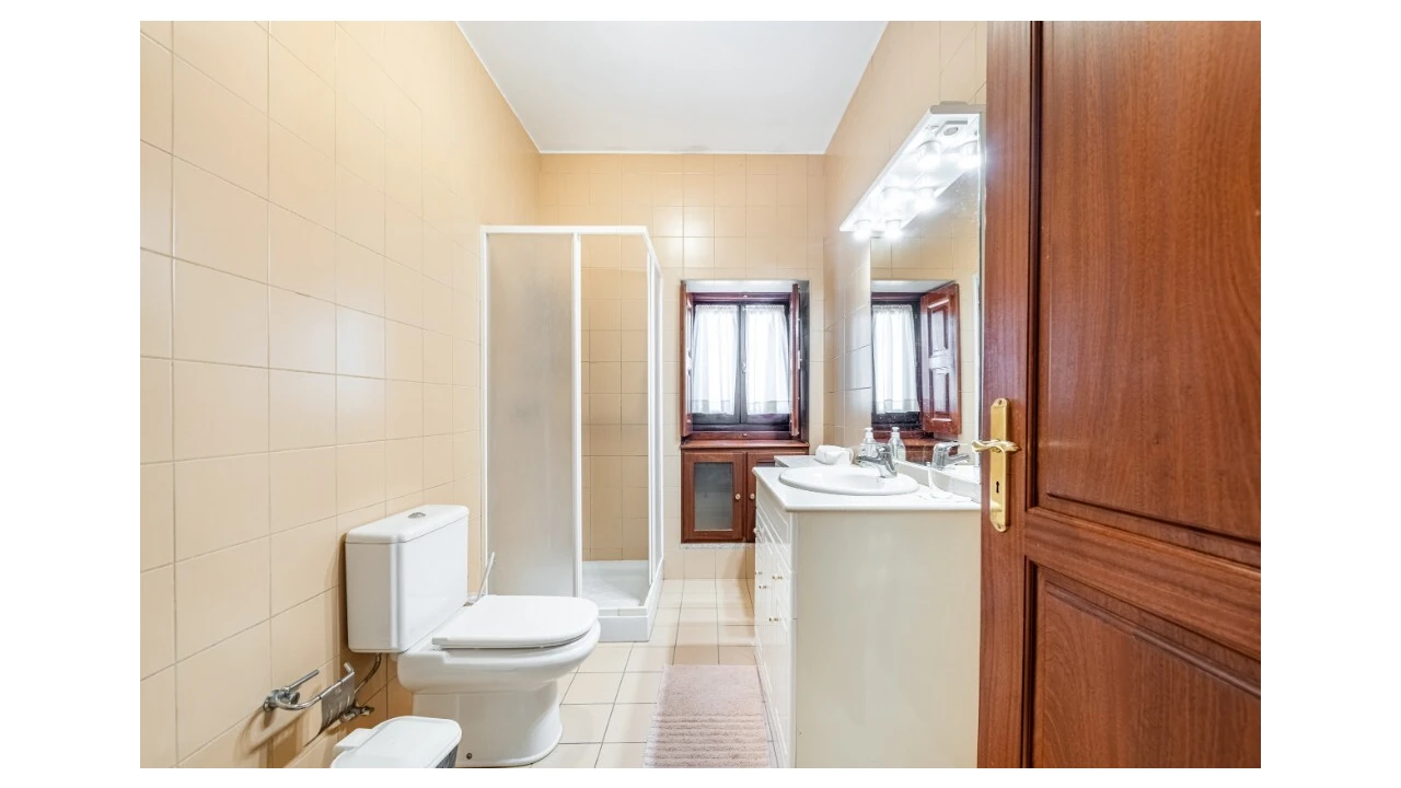 Quinta T5 para Venda em Rendufe Foto 29