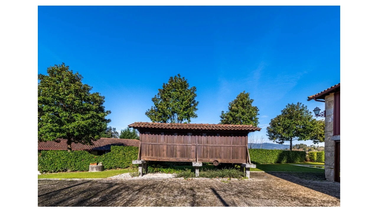 Quinta T5 para Venda em Rendufe Foto 33