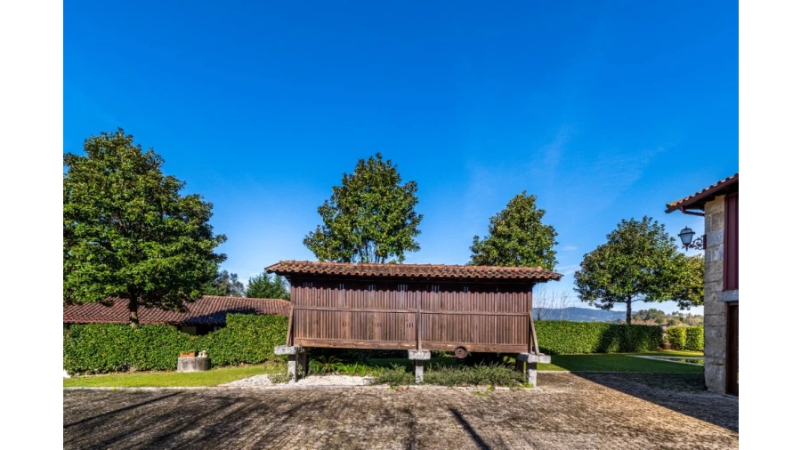 Quinta T5 para Venda em Rendufe Foto 33