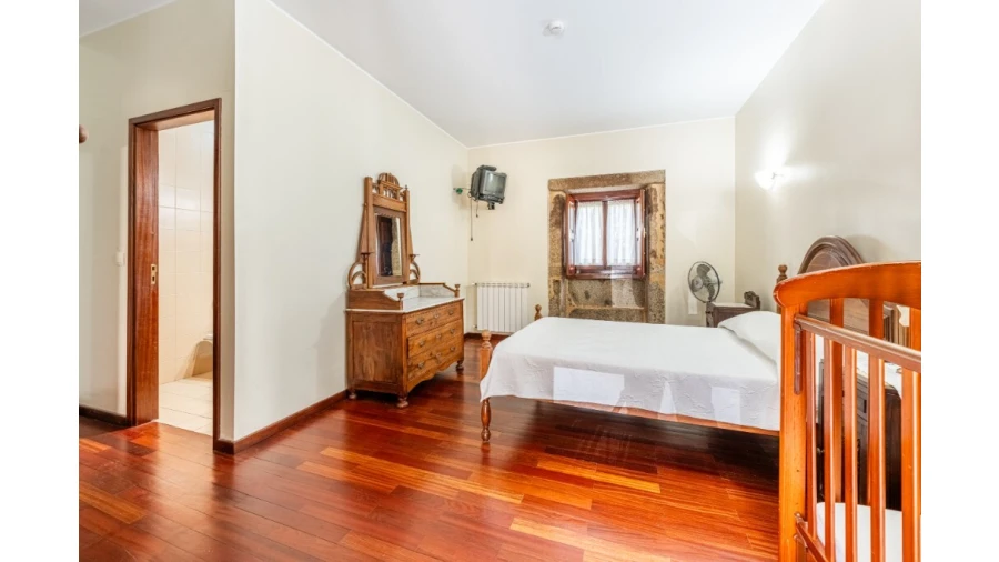 Quinta T5 para Venda em Rendufe Foto 26