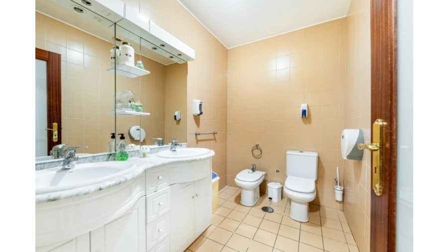 Quinta T5 para Venda em Rendufe Foto 18