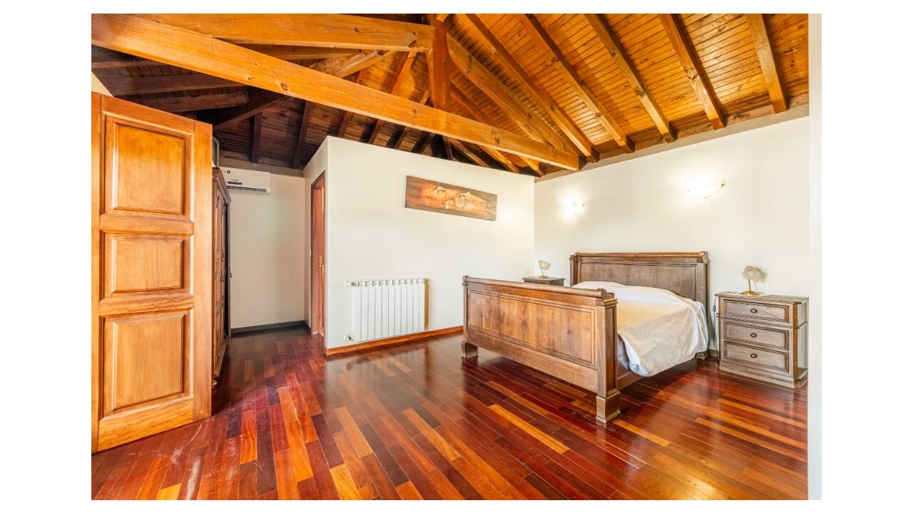 Quinta T5 para Venda em Rendufe Foto 8