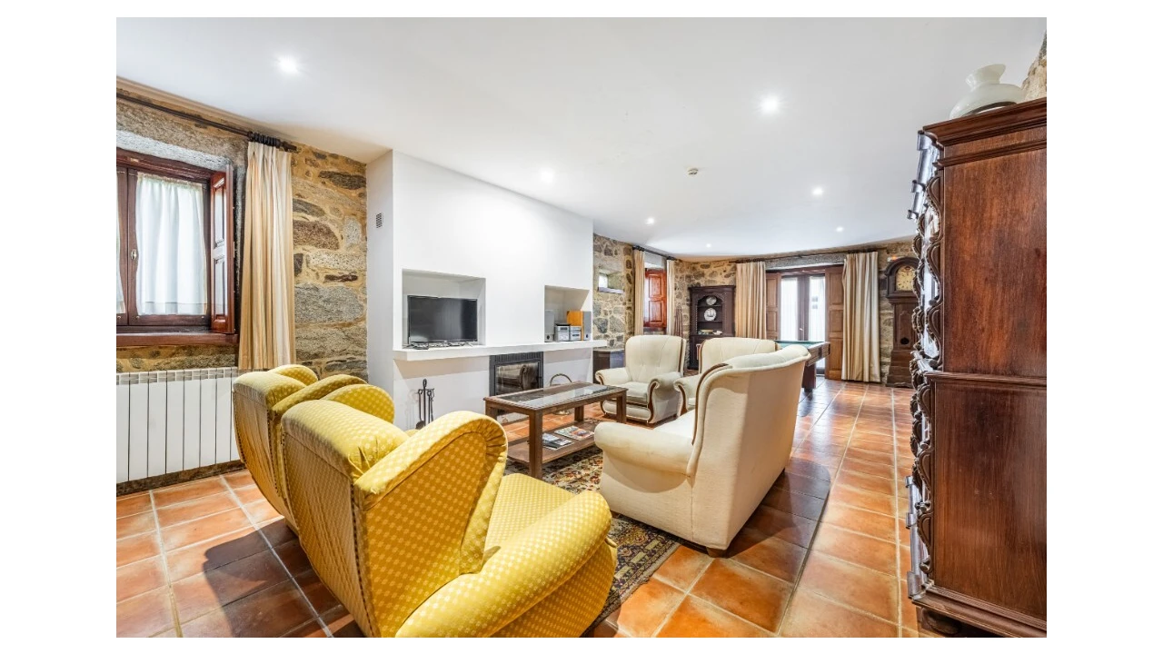 Quinta T5 para Venda em Rendufe Foto 19