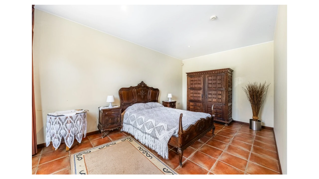 Quinta T5 para Venda em Rendufe Foto 4