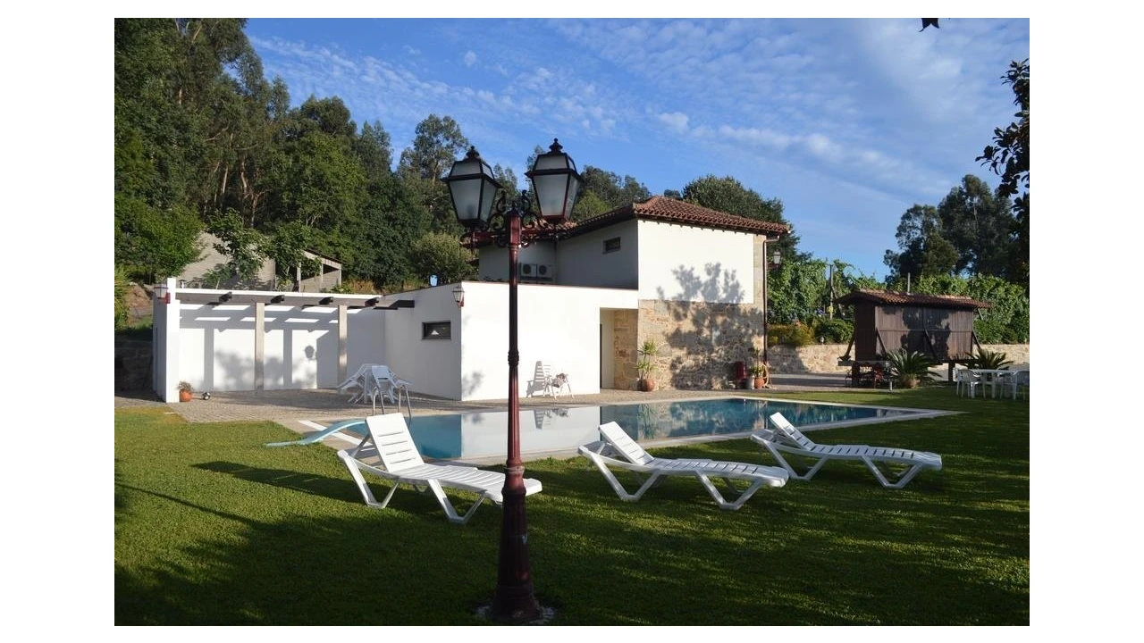 Quinta T5 para Venda em Rendufe Foto 17