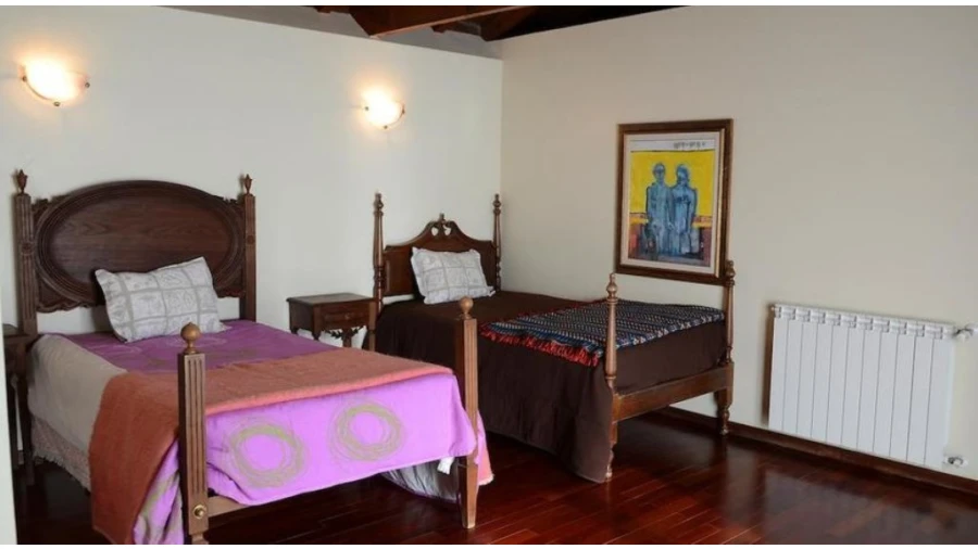 Quinta T5 para Venda em Rendufe Foto 9