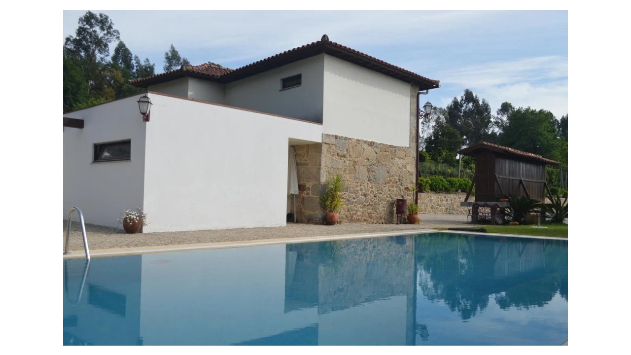 Quinta T5 para Venda em Rendufe Foto 11