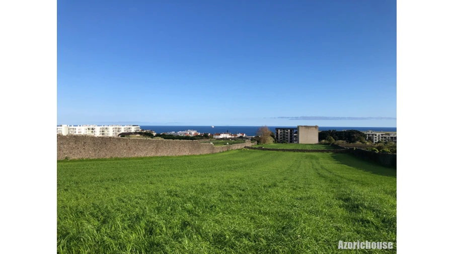 Terreno para Venda em Ponta Delgada (São José) Foto 1