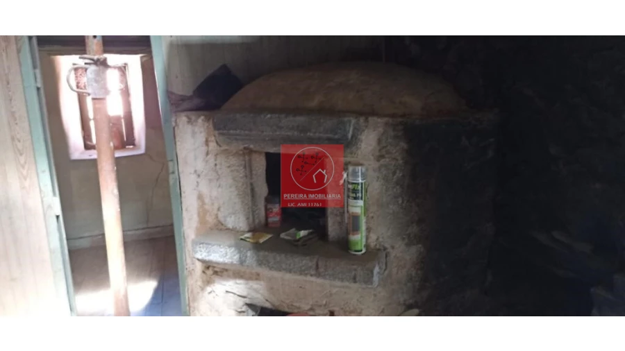 Apartamento T5 para Venda em Folgosa Foto 3