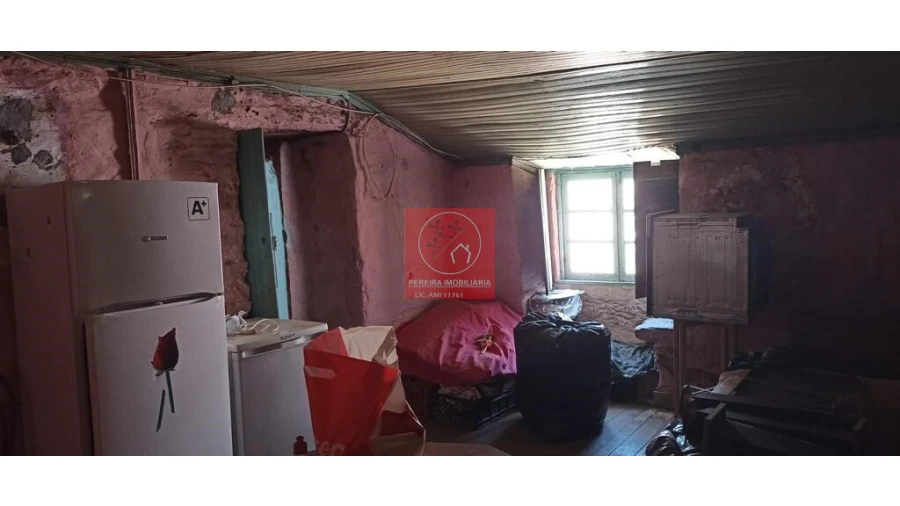 Apartamento T5 para Venda em Folgosa Foto 9