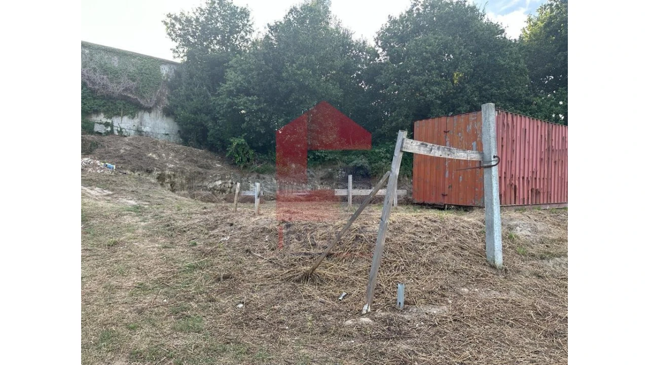 Armazém para Venda em Loureira Foto 6