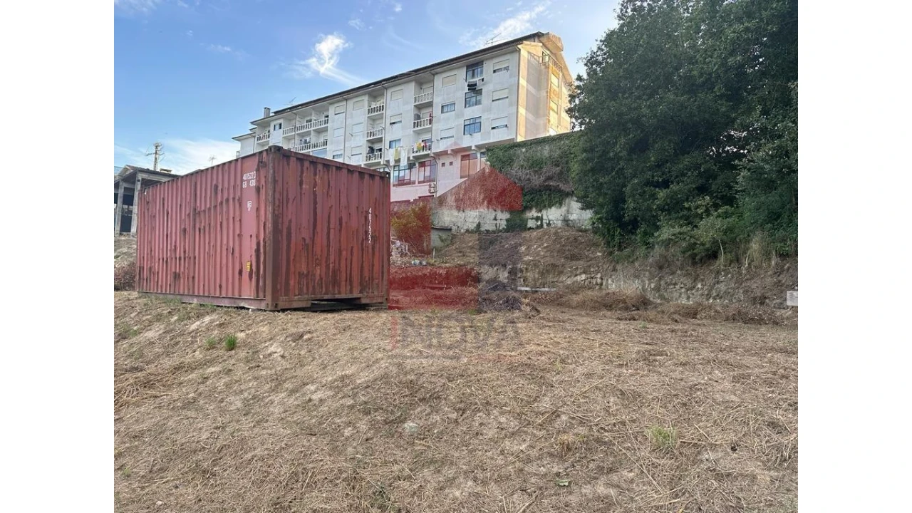 Armazém para Venda em Loureira Foto 2