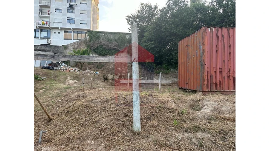 Armazém para Venda em Loureira Foto 3